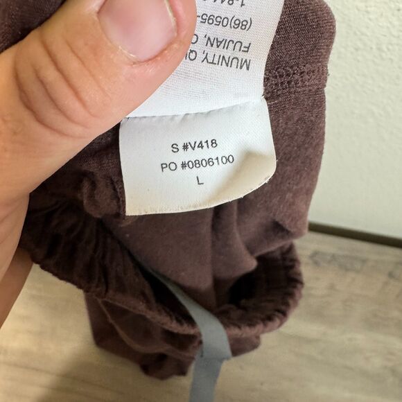 Vuori Ponto Performance Pants Mens Size L Burgundy Dreamknit Relaxed Fit - Picture 9 of 10